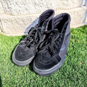 Van's Off the Street women's skate boarding shoes